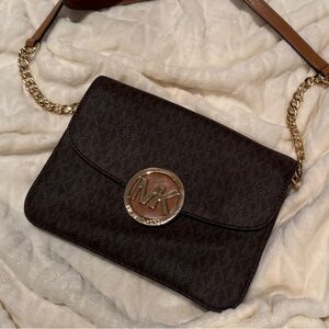 Michael Kors Fulton Crossbody